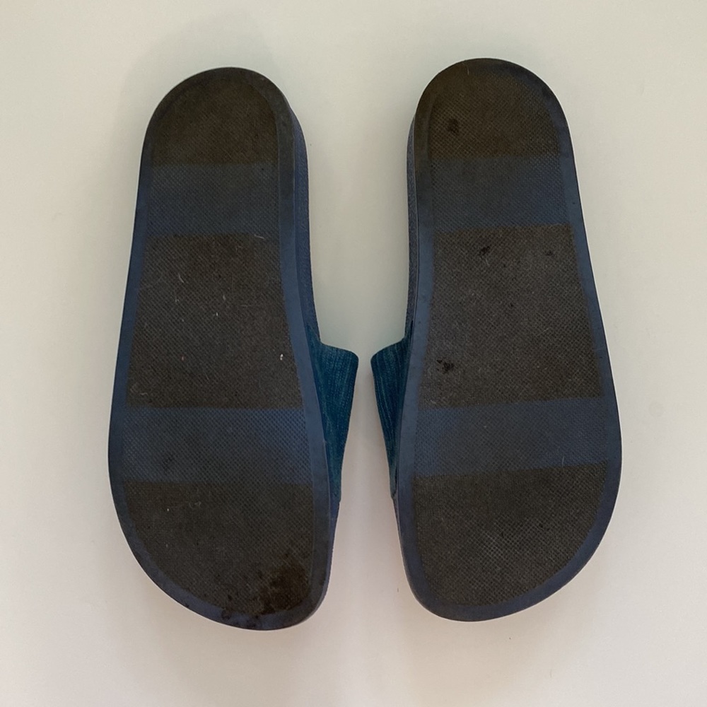 Sam Edelman slides - Picture 2 of 3